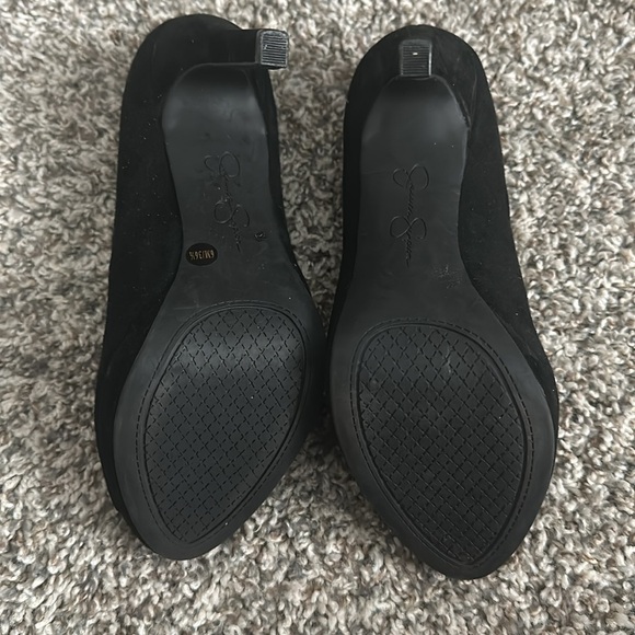 JS Heels - Picture 4 of 4